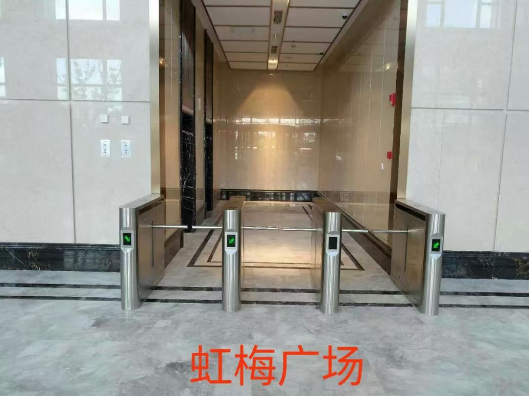 虹梅广场人行闸机真实案例图片