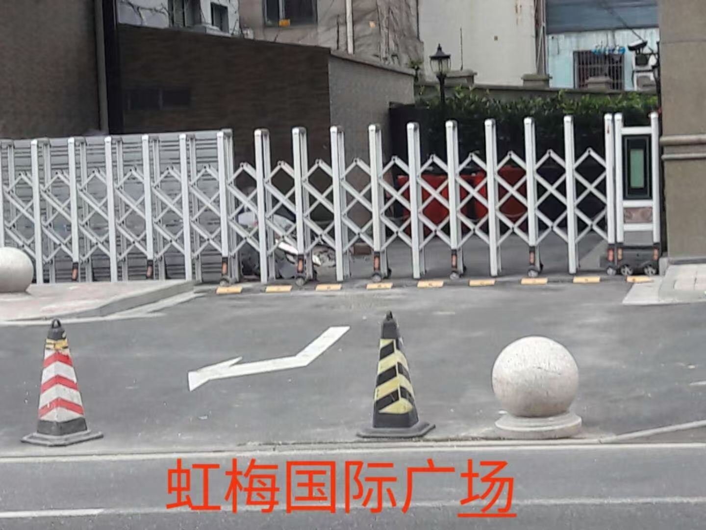 电动伸缩门真实案例图片